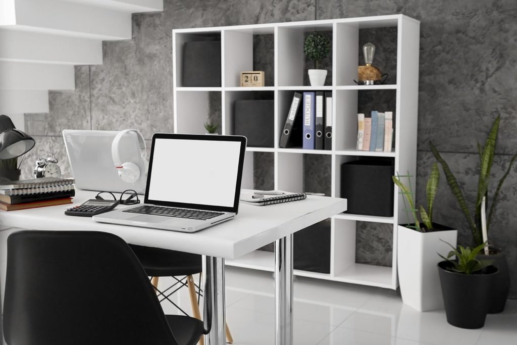 Créer un espace bureau confortable dans son maison