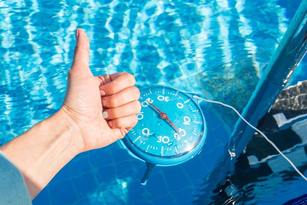 5 astuces pour augmenter la température de votre piscine